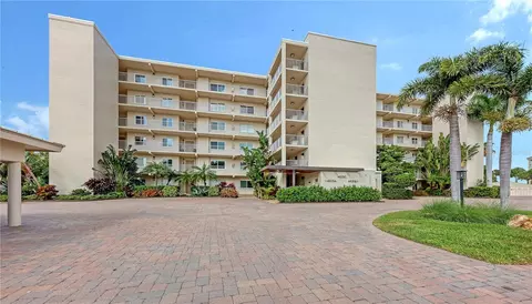 4825 Gulf Of Mexico Dr #504, Longboat Key, FL 34228