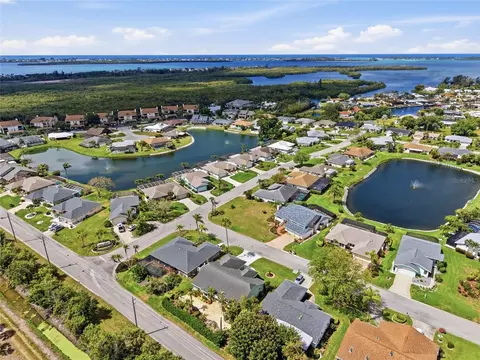 View/Area - 5207 86th Street Ct W, Bradenton, FL 34210 photo 6 of 7