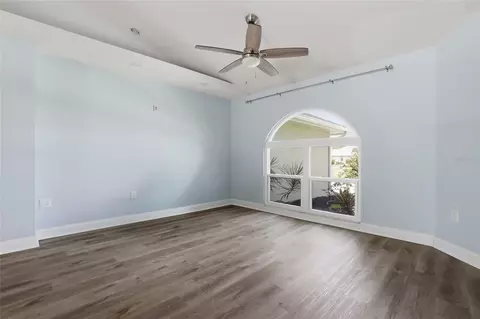 Living - 5207 86th Street Ct W, Bradenton, FL 34210 photo 4 of 5