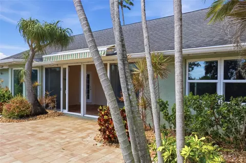 Exterior - 5207 86th Street Ct W, Bradenton, FL 34210 photo 8 of 9