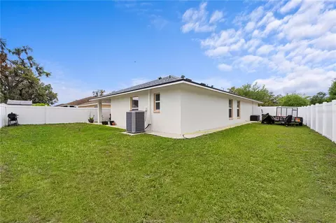 15404 Bama Breeze Pl, Wimauma, FL 33598