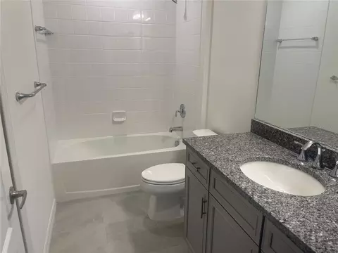 Bath - 11682 Bluestone Ct, Parrish, FL 34219 photo 1 of 3