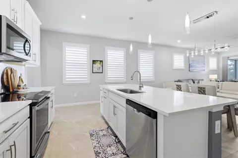 Kitchen - 11249 Boundless Ter, Venice, FL 34293 photo 5 of 6