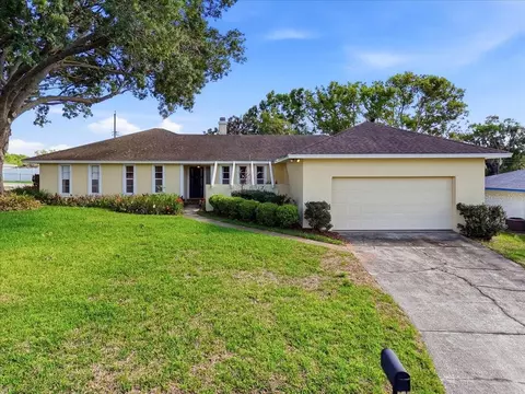1911 Michelle Ln, Lakeland, FL 33813