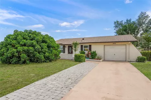 1036 Hope St, Venice, FL 34285