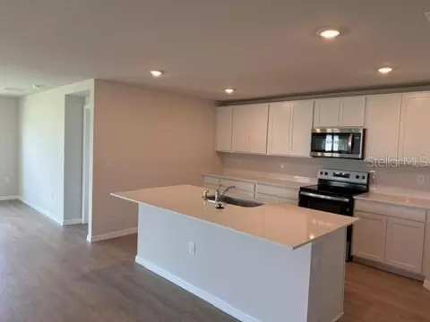 Kitchen - 13135 Bending Creek Trl, Palmetto, FL 34221 photo 1 of 5