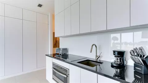 Kitchen - 51 Macewen Dr #5, Osprey, FL 34229 photo 2 of 2