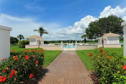 Exterior - 51 Macewen Dr #5, Osprey, FL 34229 photo 1 of 6