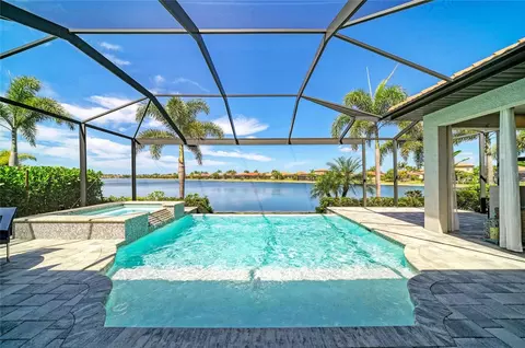 352 Maraviya Blvd, Nokomis, FL 34275