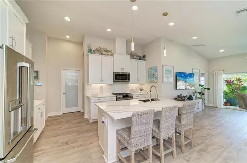 Kitchen - 12419 Oak Hill Way, Parrish, FL 34219 photo 1 of 8