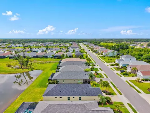 View/Area - 3714 Woodmont Dr, Parrish, FL 34219 photo 7 of 21