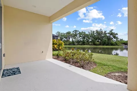 Exterior - 3714 Woodmont Dr, Parrish, FL 34219 photo 11 of 18