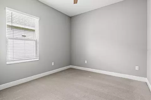 Bedroom - 3714 Woodmont Dr, Parrish, FL 34219 photo 8 of 8