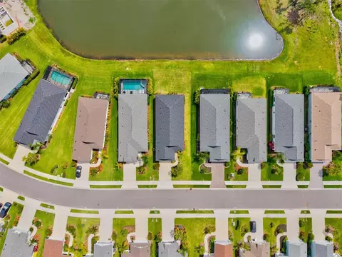 View/Area - 3714 Woodmont Dr, Parrish, FL 34219 photo 9 of 21