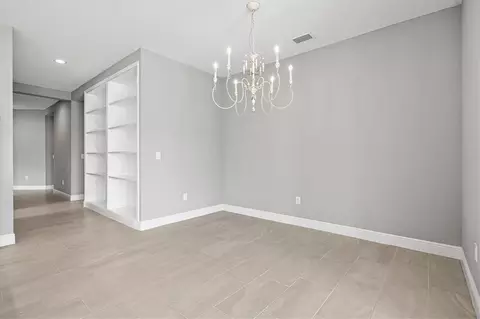 Living - 3714 Woodmont Dr, Parrish, FL 34219 photo 2 of 6