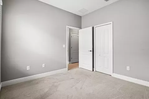 Bedroom - 3714 Woodmont Dr, Parrish, FL 34219 photo 6 of 8