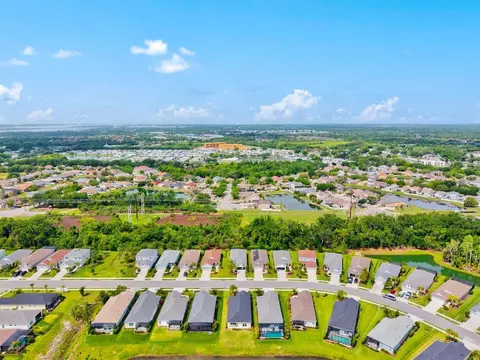 View/Area - 3714 Woodmont Dr, Parrish, FL 34219 photo 12 of 21