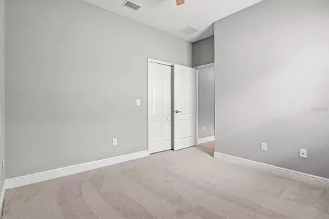 Bedroom - 3714 Woodmont Dr, Parrish, FL 34219 photo 7 of 8