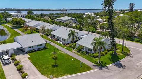 View/Area - 4523 W Independence Dr, Bradenton, FL 34210 photo 10 of 13