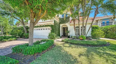 1704 Fortuna St, Sarasota, FL 34239