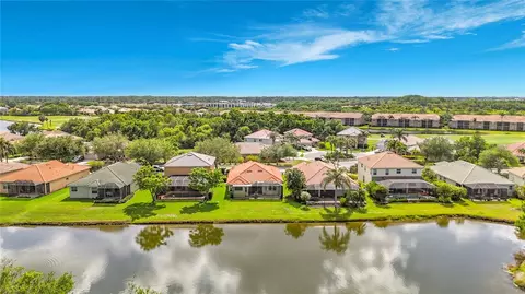View/Area - 8721 Stone Harbour Loop, Bradenton, FL 34212 photo 6 of 22