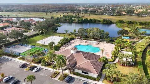 View/Area - 8721 Stone Harbour Loop, Bradenton, FL 34212 photo 12 of 22