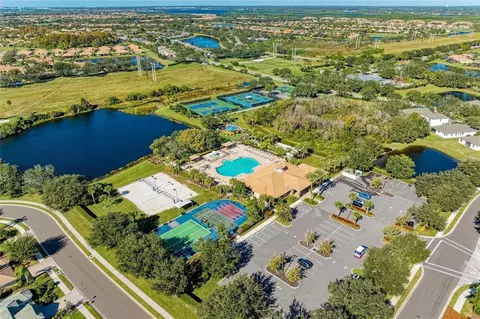 View/Area - 8721 Stone Harbour Loop, Bradenton, FL 34212 photo 18 of 22