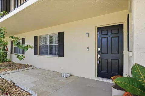 7860 Palm Aire Ln #103, Sarasota, FL 34243