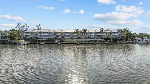 615 Dream Island Pl #105, Longboat Key, FL 34228