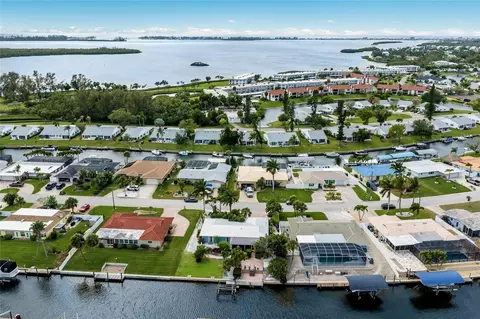 View/Area - 5007 Bimini Dr, Bradenton, FL 34210 photo 3 of 5