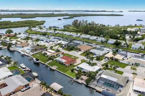 View/Area - 5007 Bimini Dr, Bradenton, FL 34210 photo 4 of 5