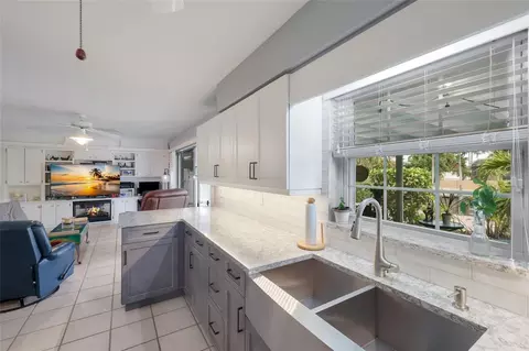 Kitchen - 5007 Bimini Dr, Bradenton, FL 34210 photo 3 of 3