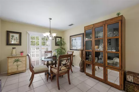 Dining - 5007 Bimini Dr, Bradenton, FL 34210 photo 1 of 1