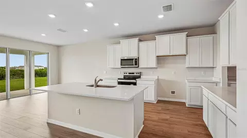 17143 James Trl, Parrish, FL 34219 photo 10