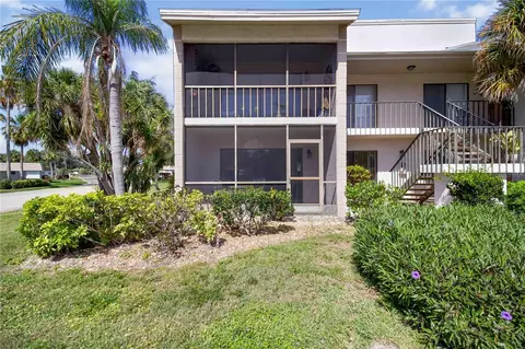 5476 Swift Rd #19, Sarasota, FL 34231