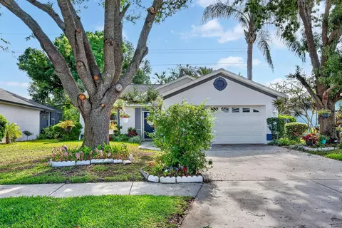 4913 72nd Ct E, Bradenton, FL 34203