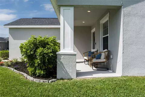 Exterior - 16110 67th Ct E, Parrish, FL 34219 photo 9 of 11