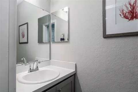 Bath - 16110 67th Ct E, Parrish, FL 34219 photo 1 of 3