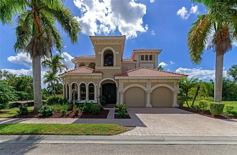1690 Assisi Dr #12, Sarasota, FL 34231