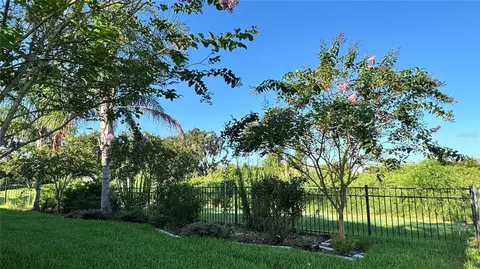 Exterior - 13638 Old Creek Ct, Parrish, FL 34219 photo 9 of 21