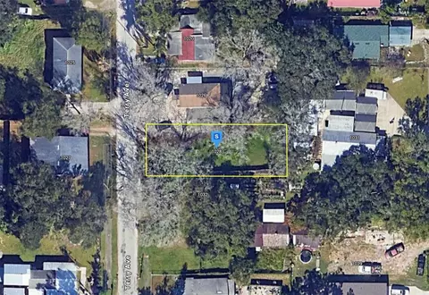 1028 S Terry Ave, Lakeland, FL 33815