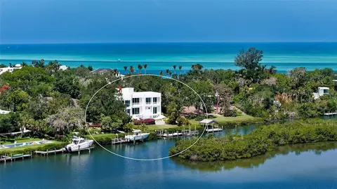 4317 Midnight Pass Rd, Sarasota, FL 34242