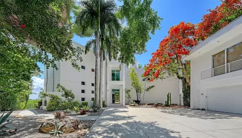 4317 Midnight Pass Rd, Sarasota, FL 34242