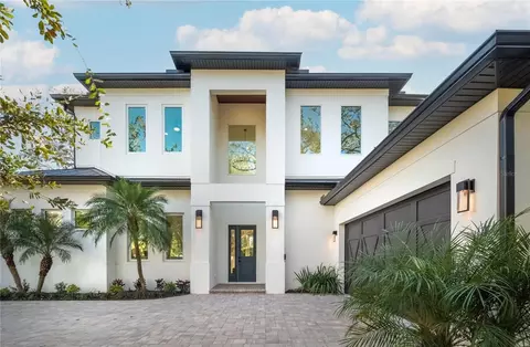 2420 Floyd St, Sarasota, FL 34239