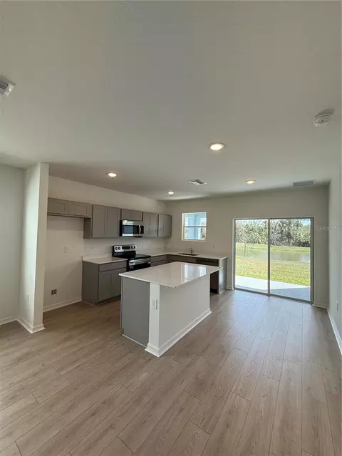 13044 Sassafras Trl, Parrish, FL 34219 photo 3