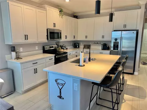 Kitchen - 12842 Lily Quartz Loop, Parrish, FL 34219 photo 2 of 4