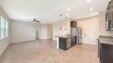 Living - 7730 110th Ave E, Parrish, FL 34219 photo 4 of 4