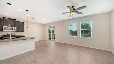 Living - 7730 110th Ave E, Parrish, FL 34219 photo 1 of 4