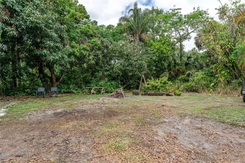 40 Th St, Sarasota, FL 34234