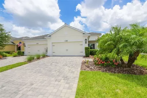 2060 Crystal Lake Trl, Bradenton, FL 34211